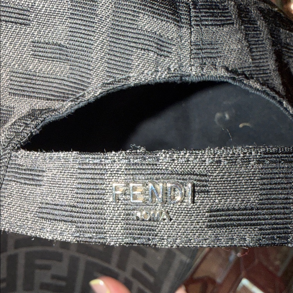 Authentic FENDI Baseball Cap in Black/Brown and black interior - Picture 2 of 12